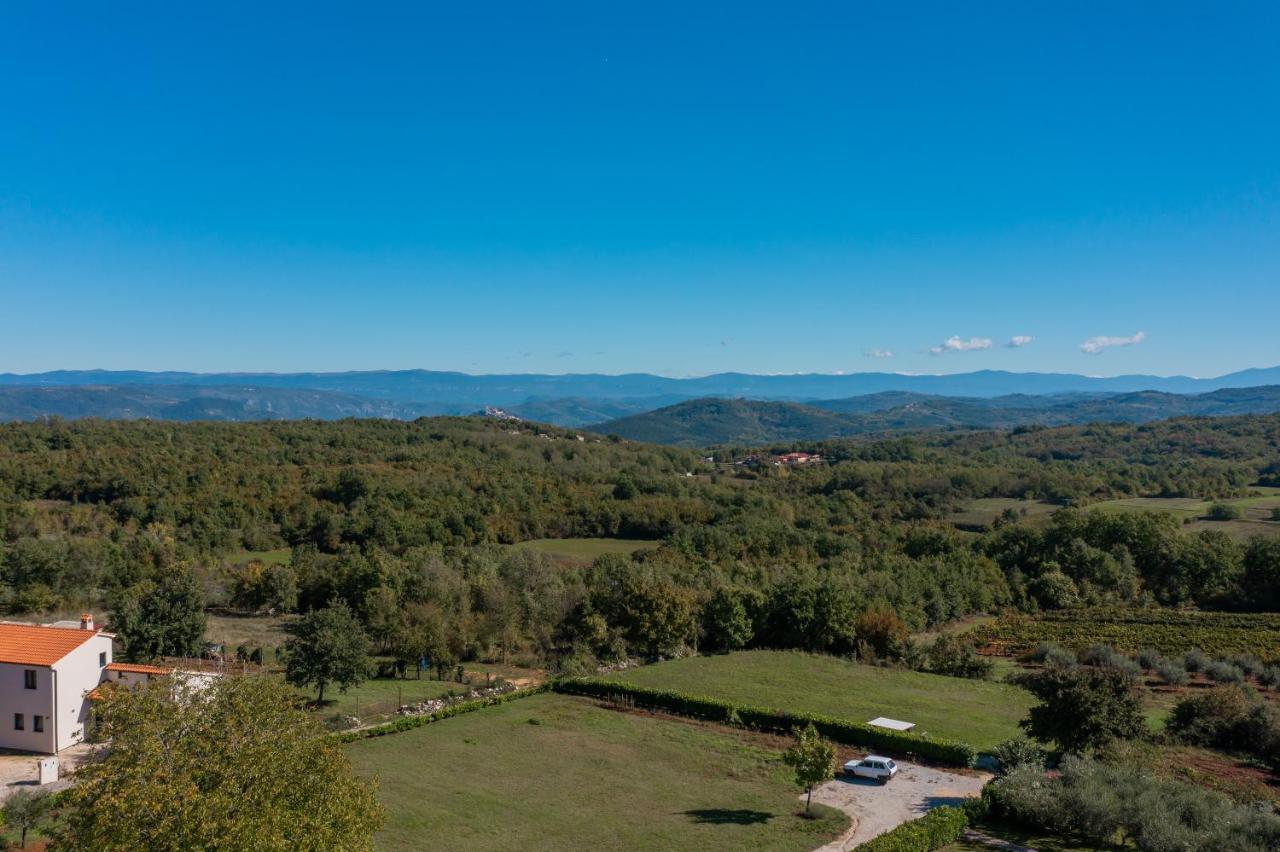 Villa Atop The Village With Stunning View Vizinada Екстер'єр фото